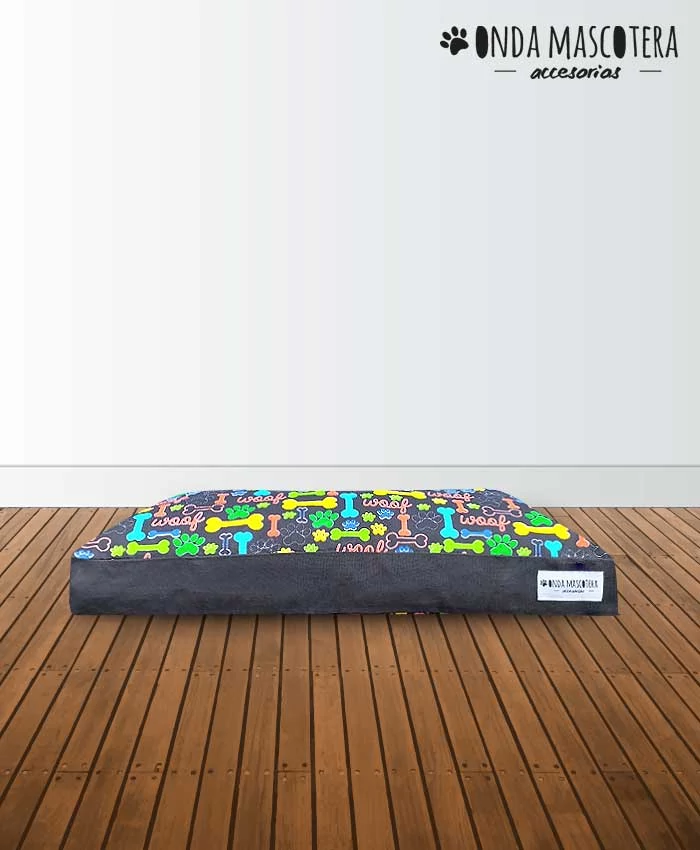 almohadon woof estampado huesitos para perros y gatos antidesgarro
